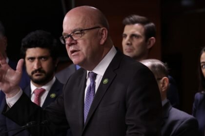 Bipartisan House Measure Seeks to Block Trump Venezuela War