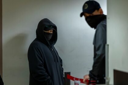 Blackwater Successor Constellis Hunts Immigrants for ICE