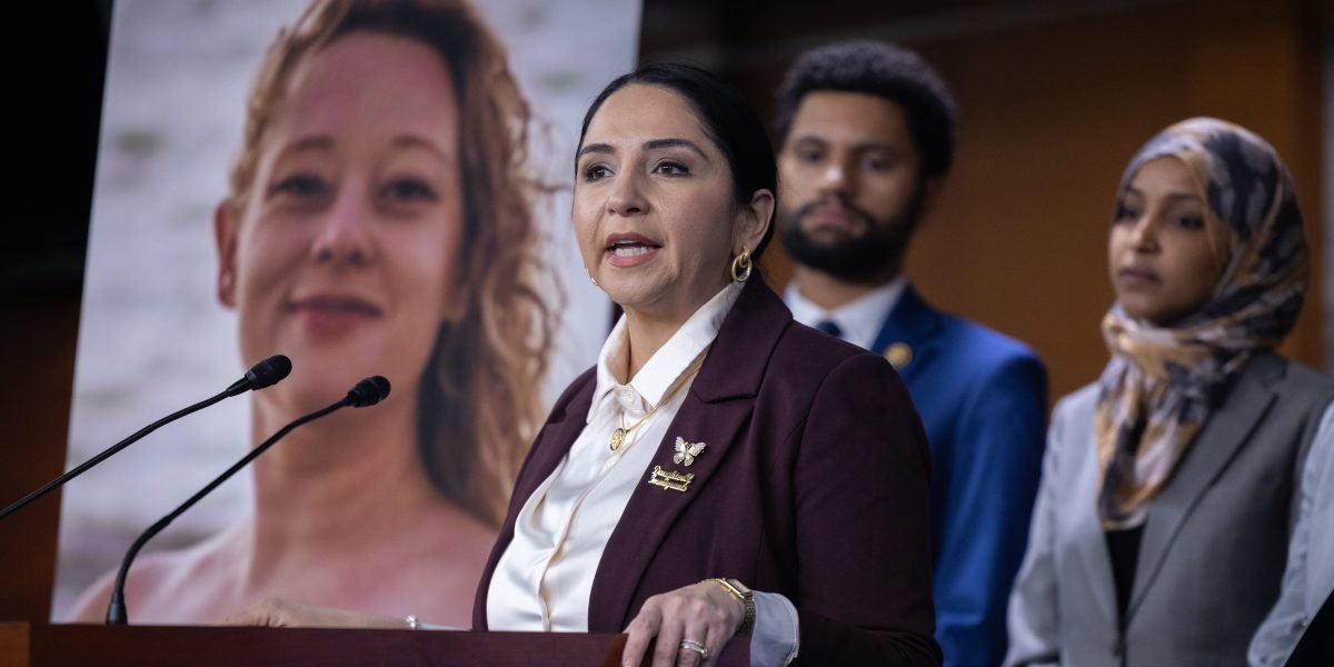 New Bill Would Put Basic Limits on ICE Use of Force After Minneapolis Killing