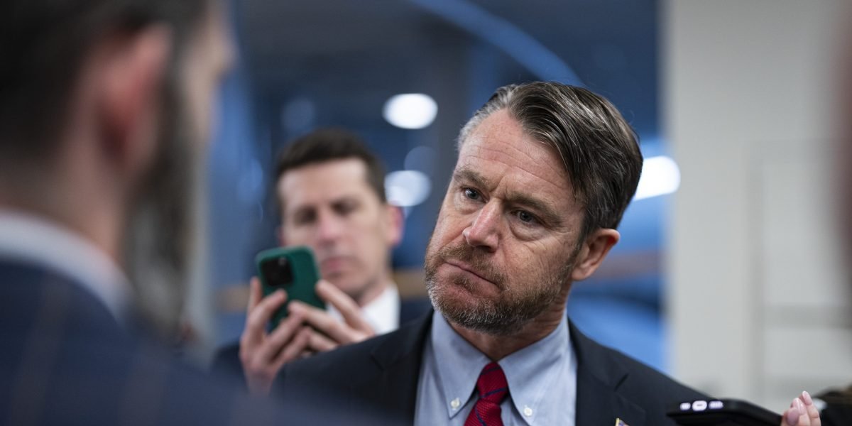 Vote to Block Venezuela War Fails After Trump Bullies GOP