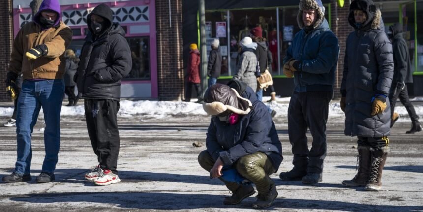 Federal Agents Stopped EMT From Giving Alex Pretti First Aid